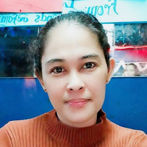 Meet your Posher, Chona